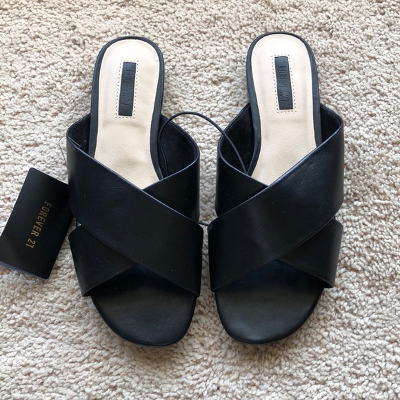 Forever 21 Shoes - NWT Forever 21 Sandals
